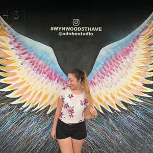 Meet your Posher, Estefania